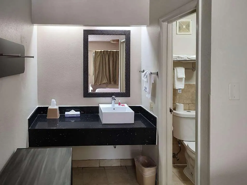 Hotel Econo Lodge Charlotte Airport United States