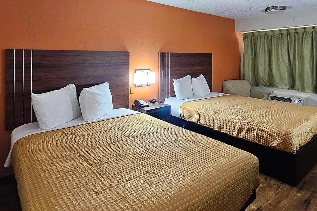 Econo Lodge Charlotte Airport Hotel